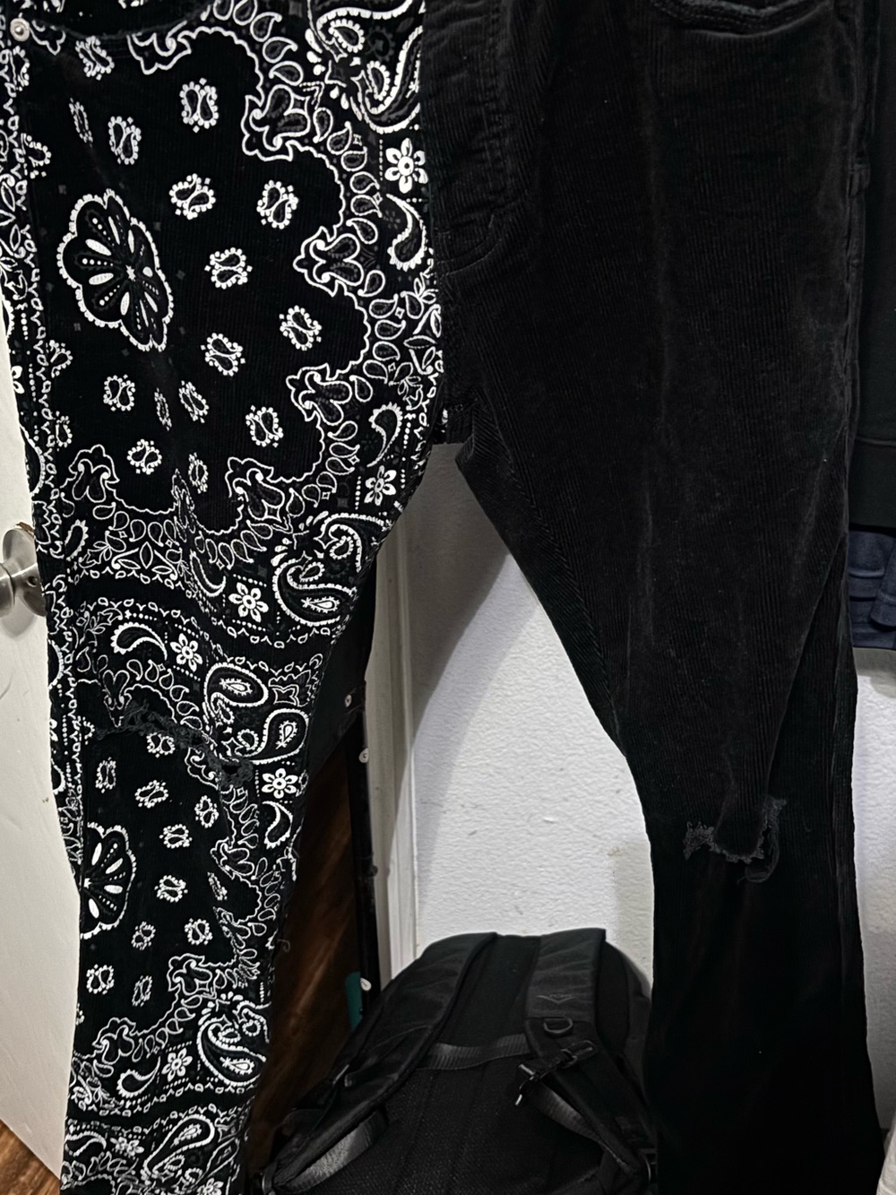 P001-CBPB222 C.B PRINT BLACK
